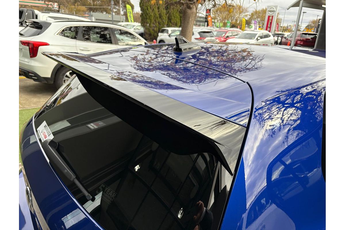 2022 Volkswagen Golf R 8