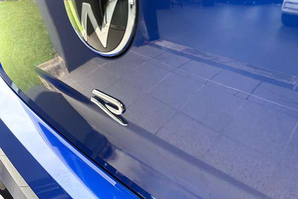 2022 Volkswagen Golf R 8