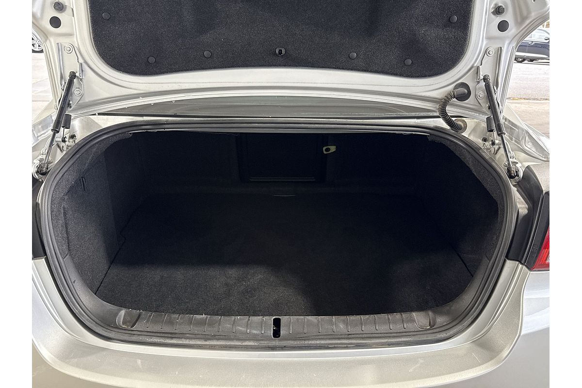 2015 Holden Commodore SV6 VF