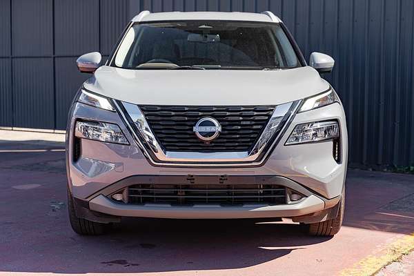 2024 Nissan X-TRAIL ST-L T33