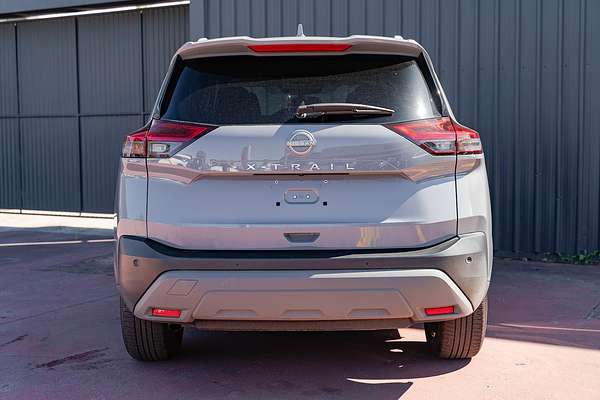 2024 Nissan X-TRAIL ST-L T33