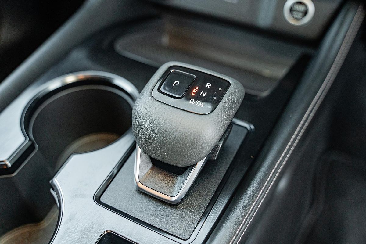 2024 Nissan X-TRAIL ST-L T33