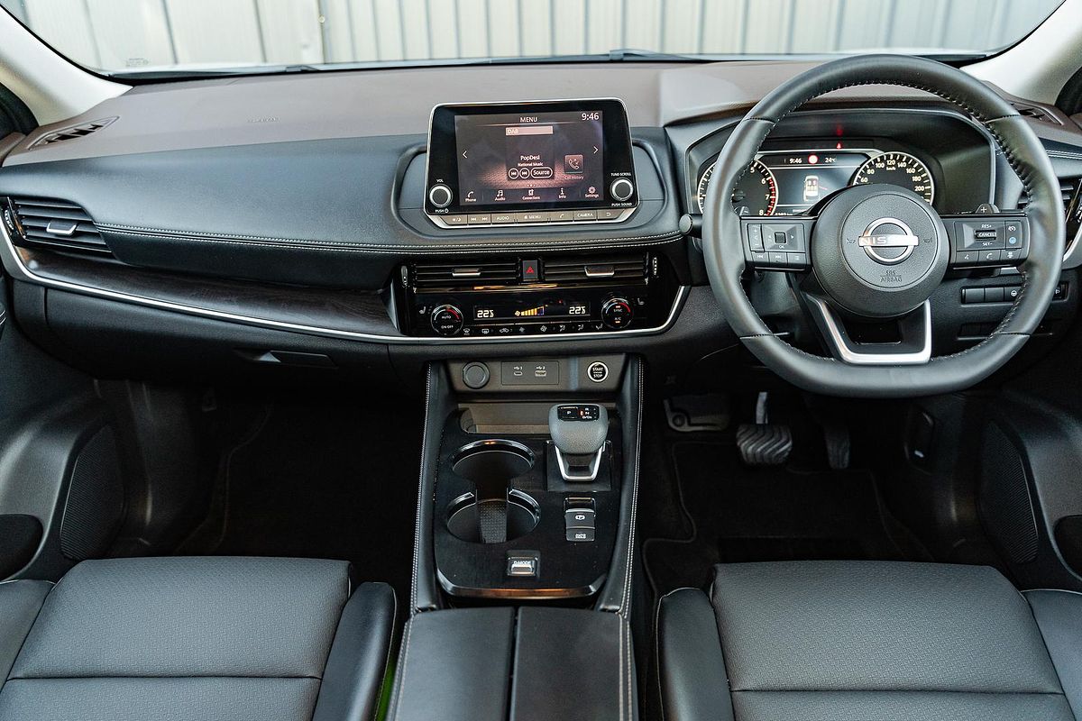 2024 Nissan X-TRAIL ST-L T33