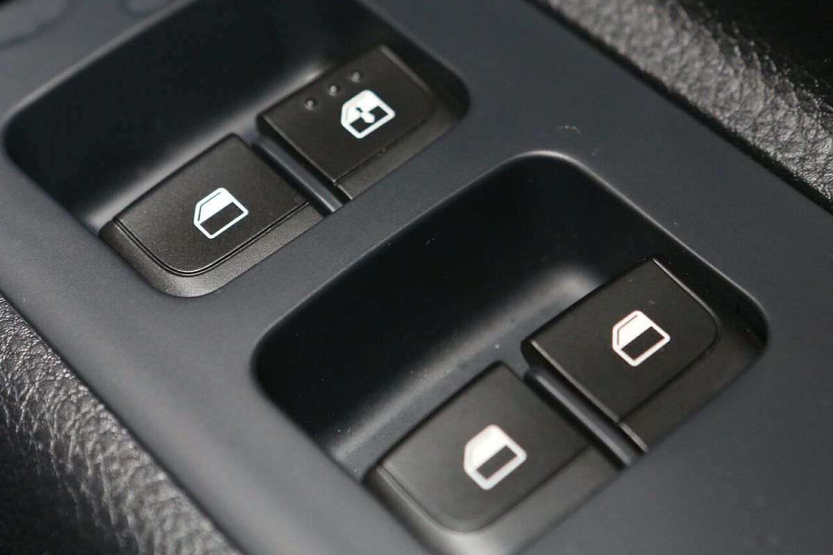 2024 Kia Stonic S YB