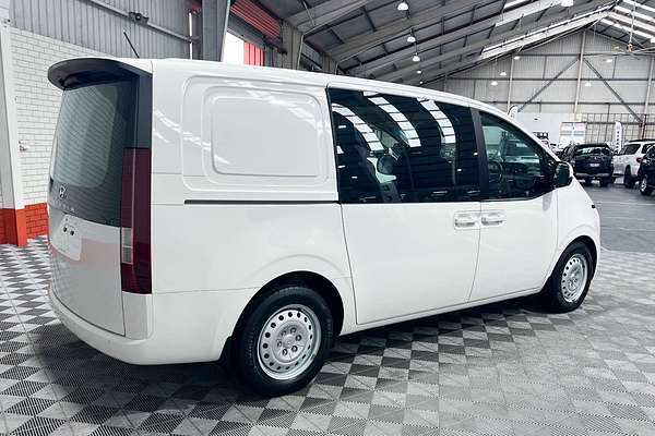 2022 Hyundai STARIA LOAD US4.V1