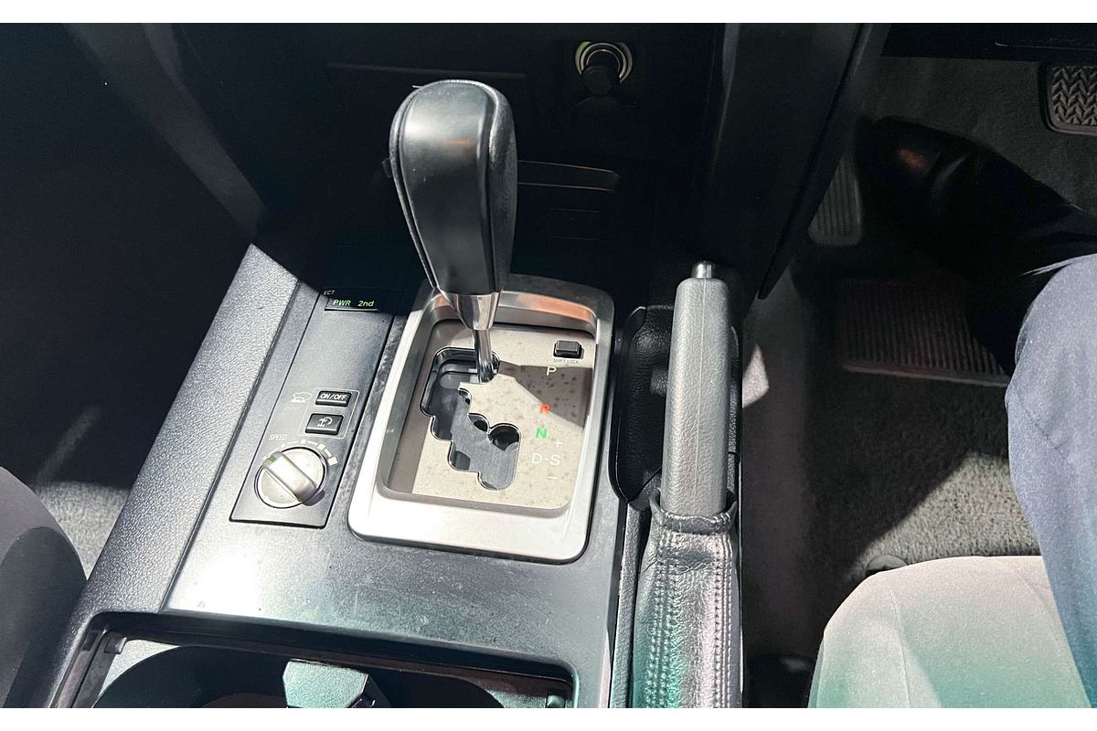 2015 Toyota Landcruiser GXL VDJ200R