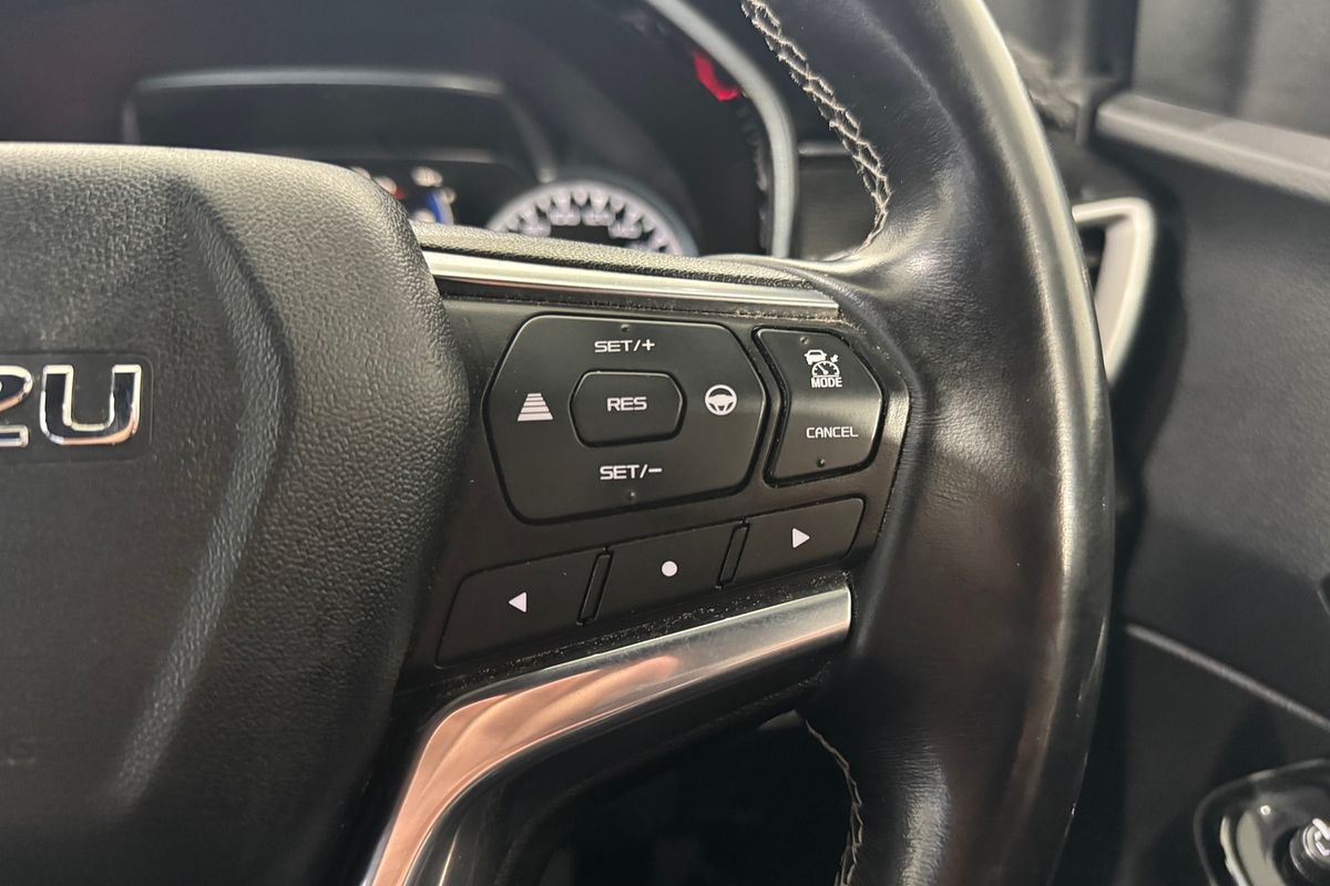 2021 Isuzu D-MAX X-TERRAIN 4X4