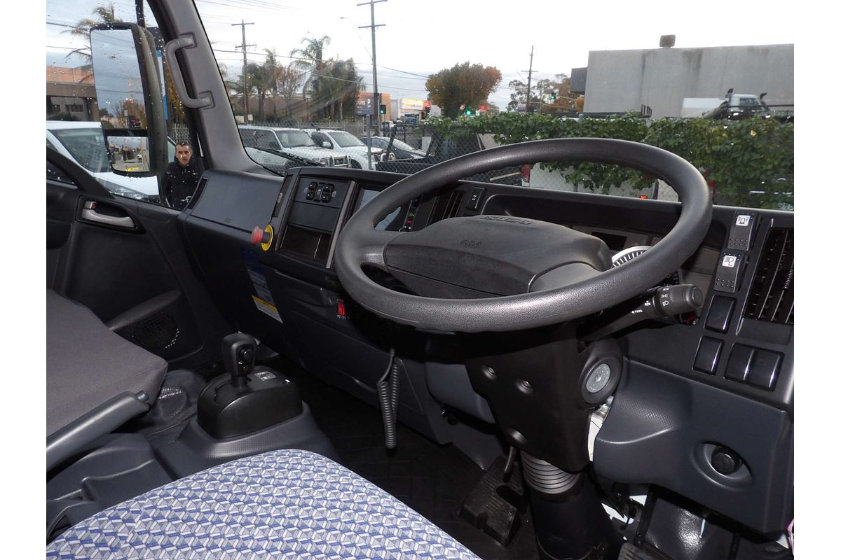 2022 Isuzu N Series NPS 75/45-155 4X4