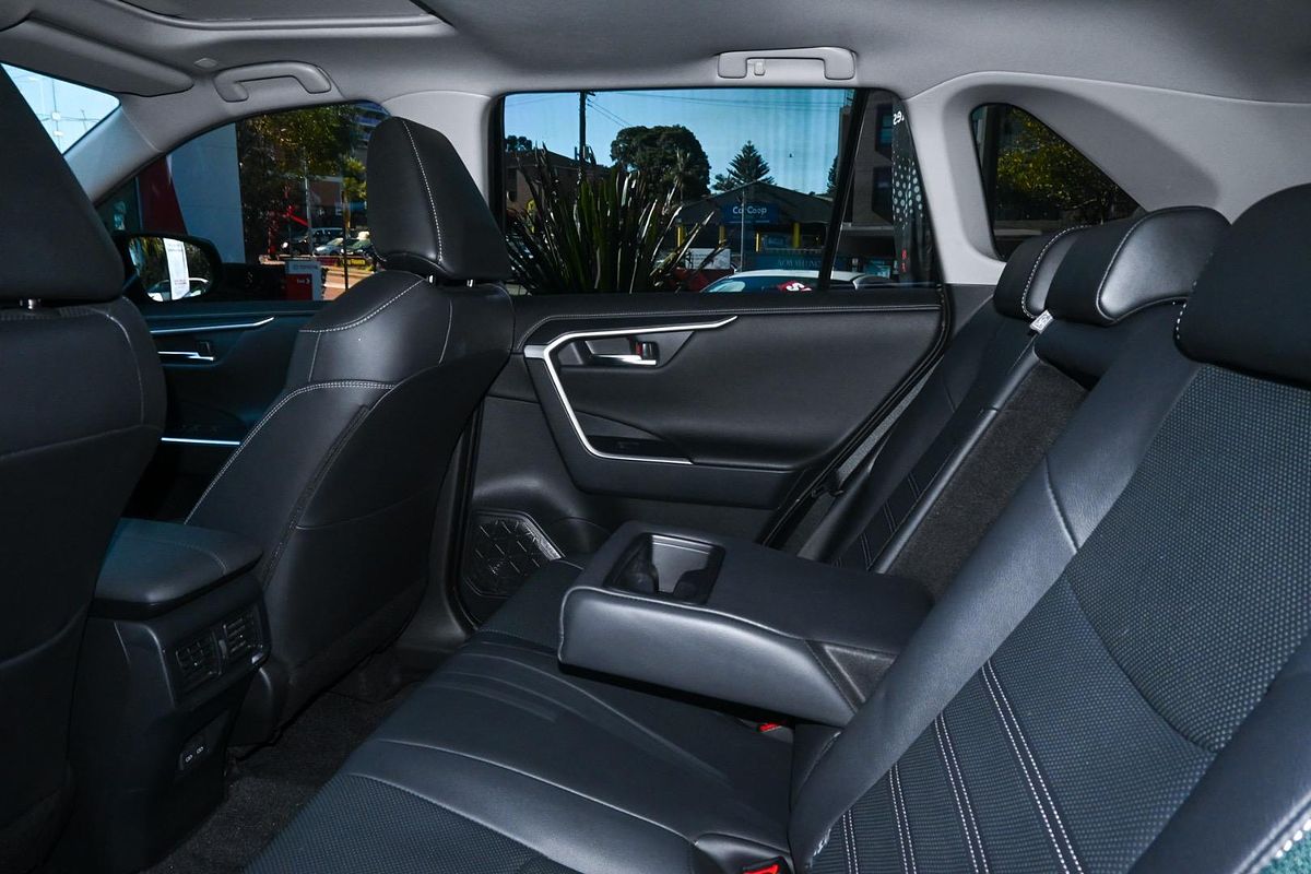 2022 Toyota RAV4 Cruiser AXAH54R