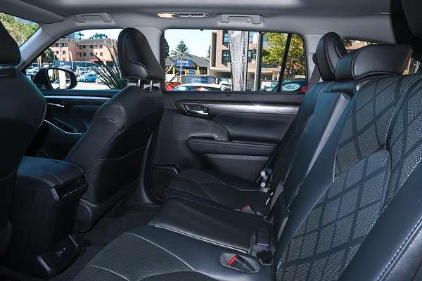 2021 Toyota Kluger Grande AXUH78R