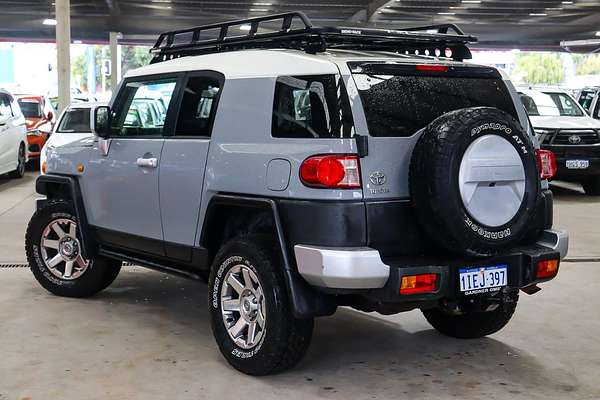 2013 Toyota FJ Cruiser GSJ15R