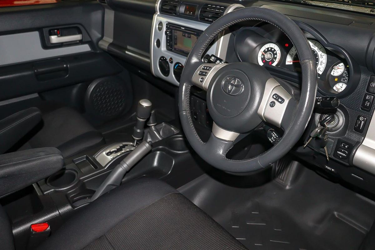 2013 Toyota FJ Cruiser GSJ15R