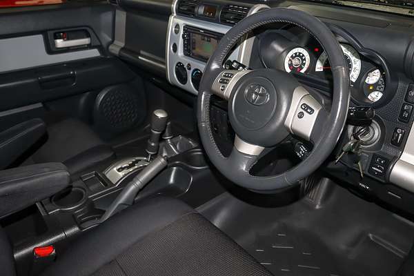 2013 Toyota FJ Cruiser GSJ15R