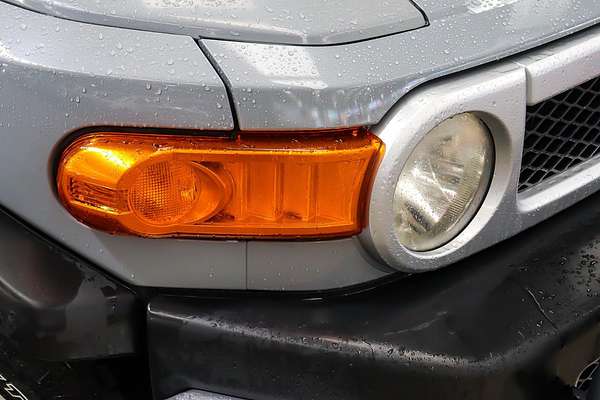 2013 Toyota FJ Cruiser GSJ15R