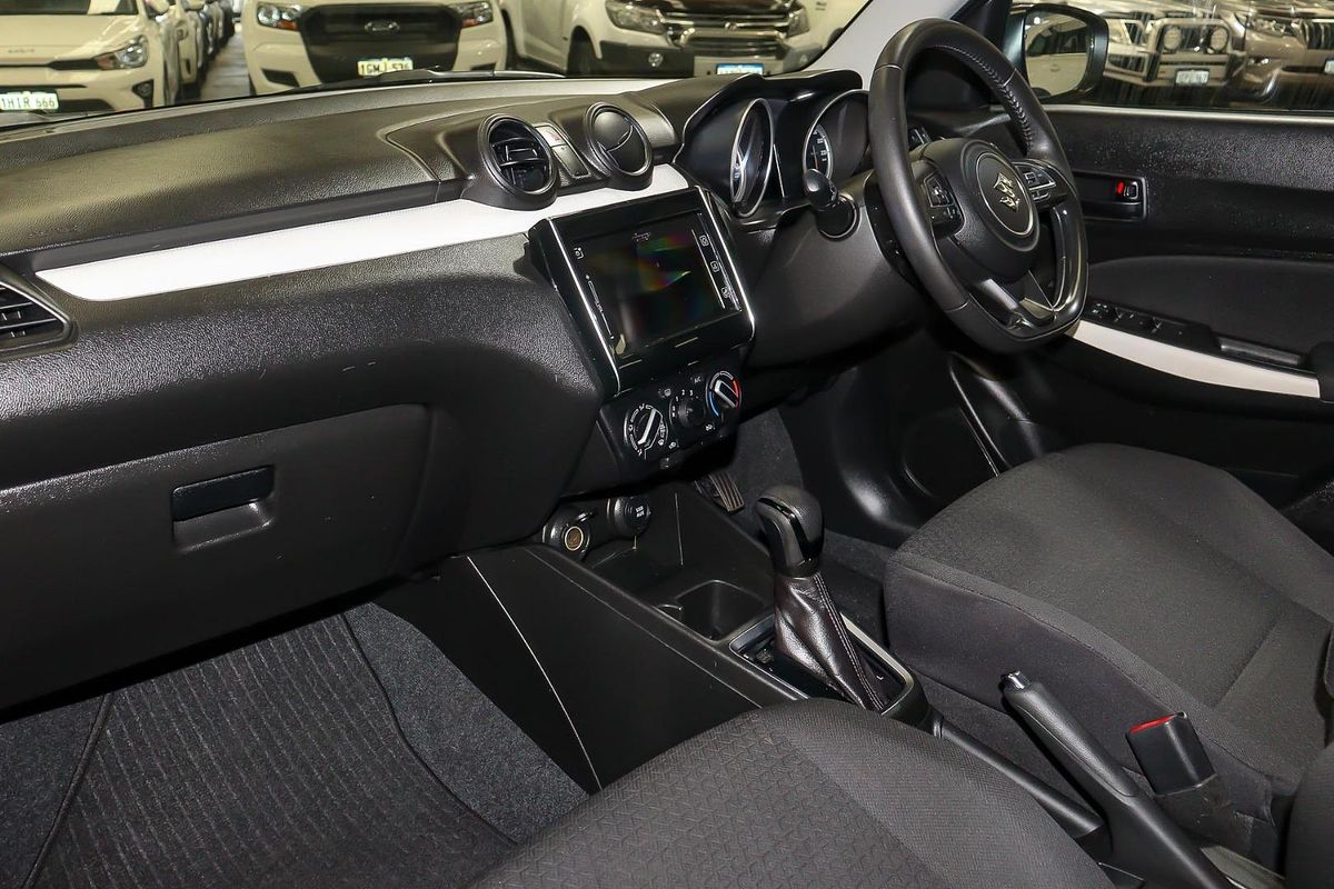 2018 Suzuki Swift GL Navigator AZ