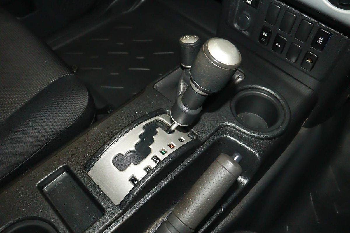 2013 Toyota FJ Cruiser GSJ15R