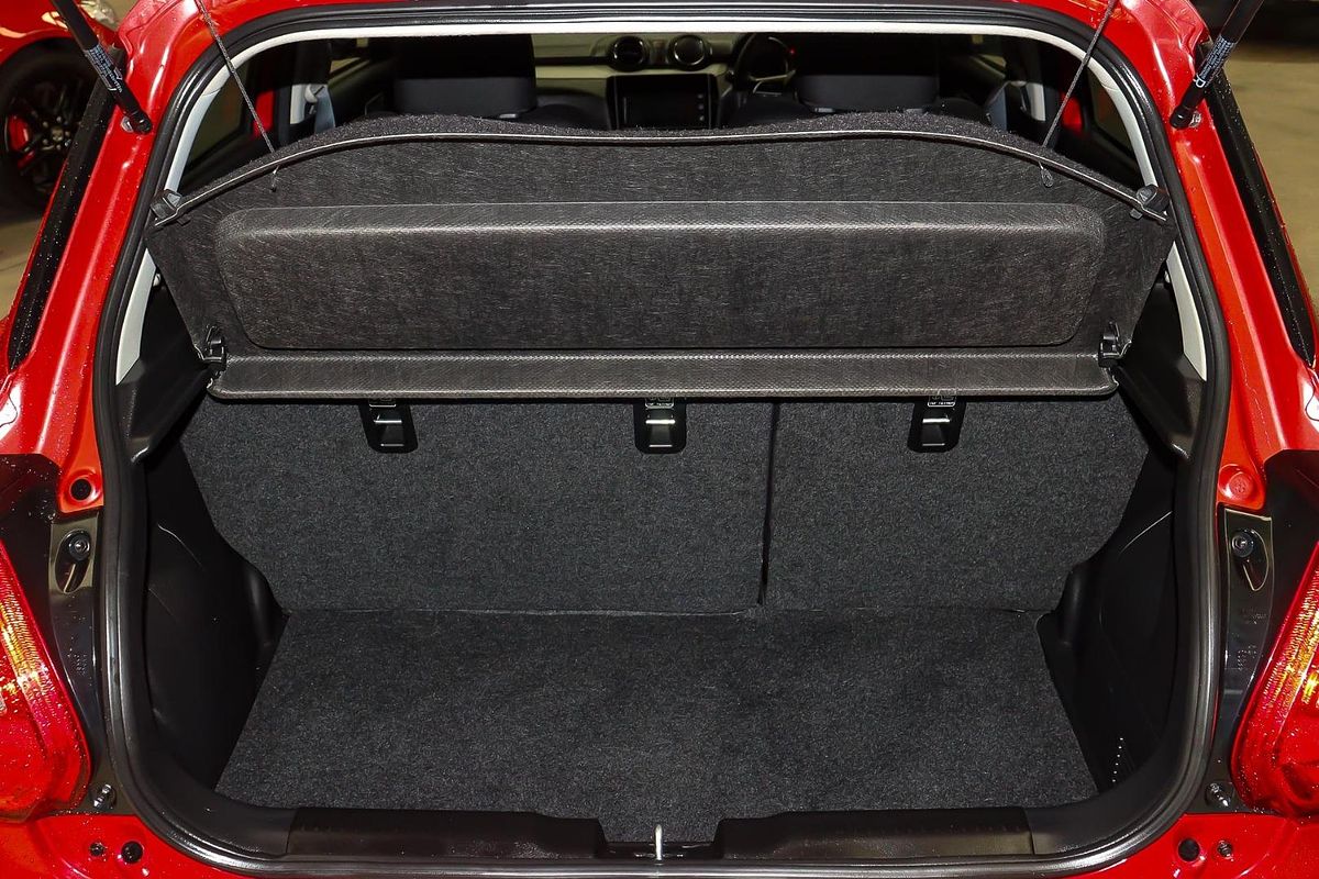 2018 Suzuki Swift GL Navigator AZ