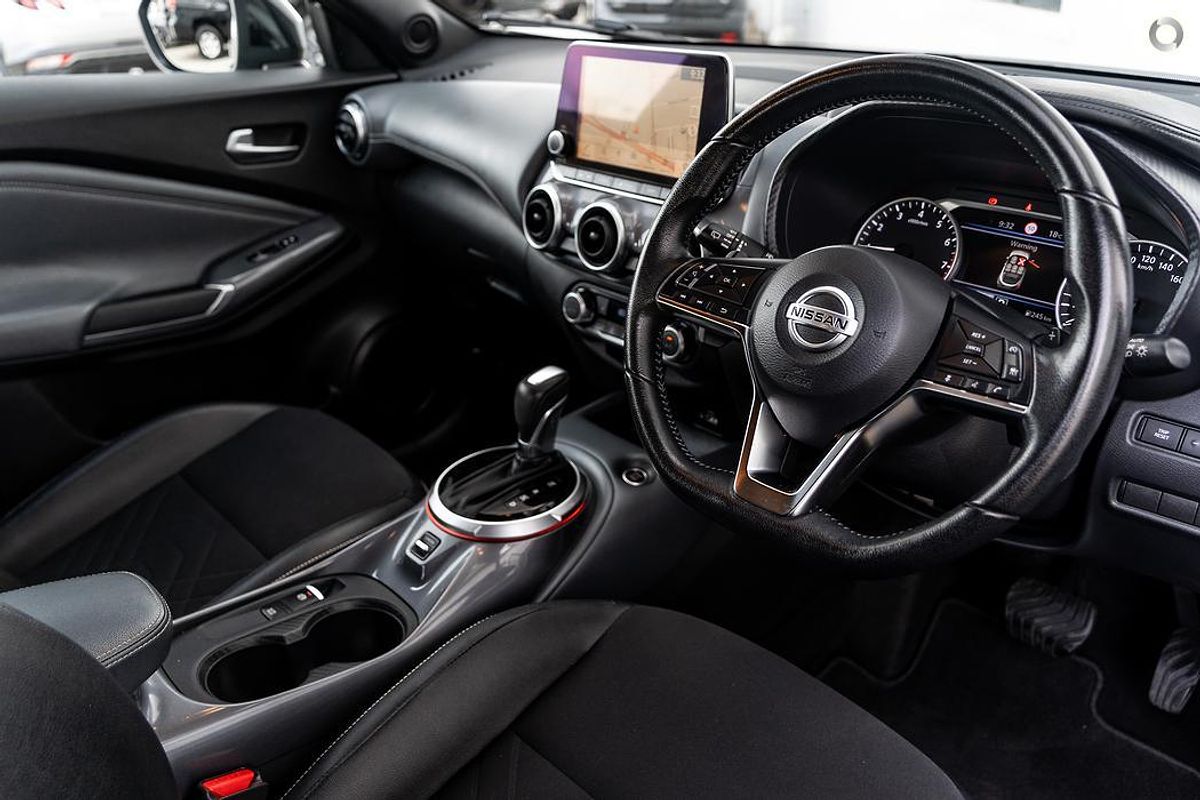 2024 Nissan JUKE ST-L F16