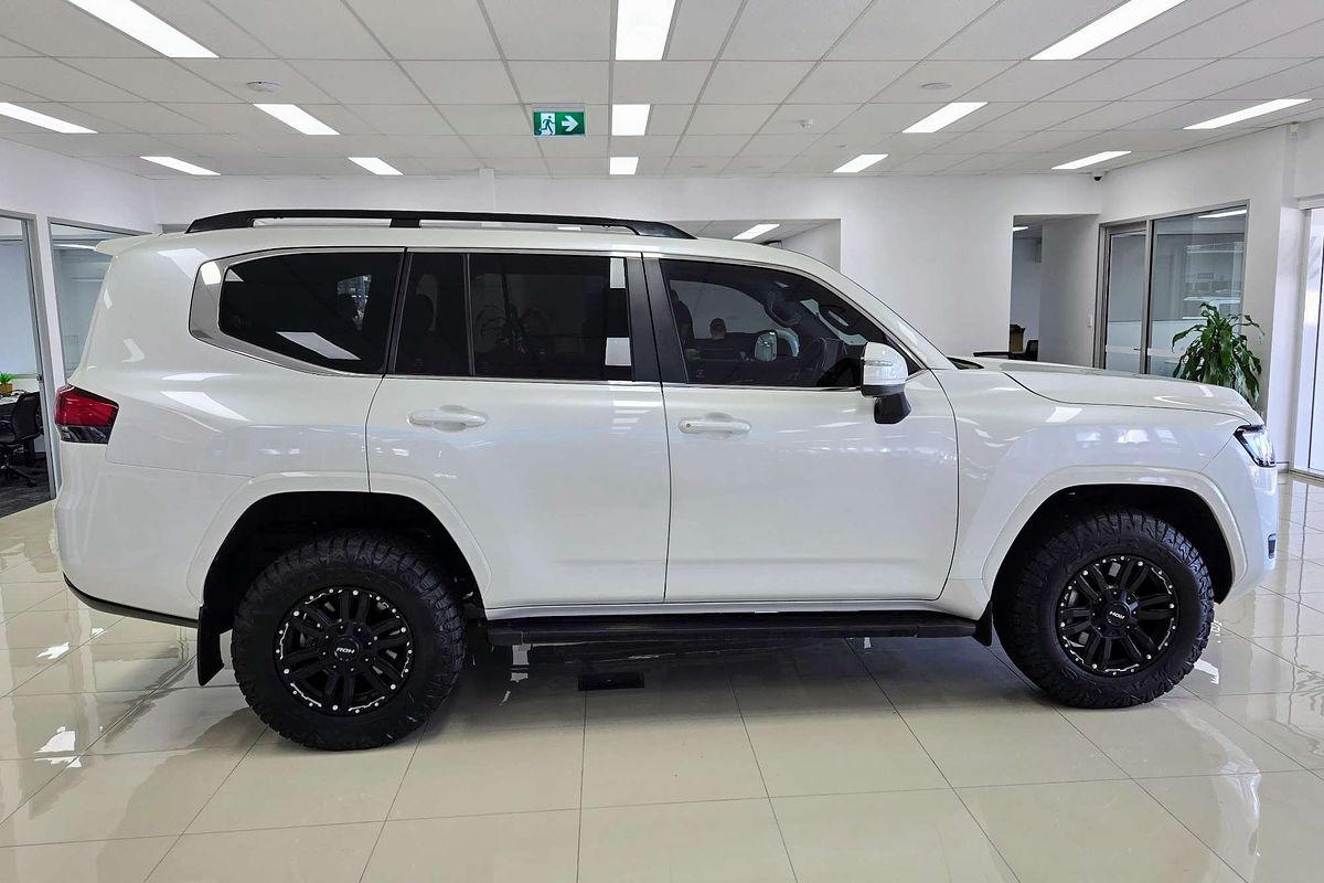 2022 Toyota Landcruiser VX FJA300R
