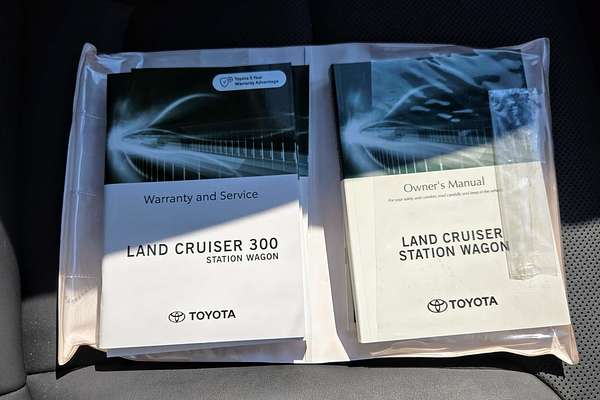 2022 Toyota Landcruiser VX FJA300R