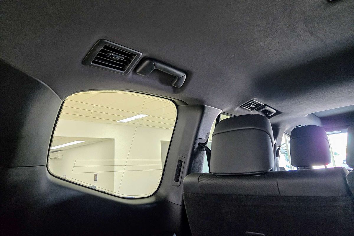 2022 Toyota Landcruiser VX FJA300R