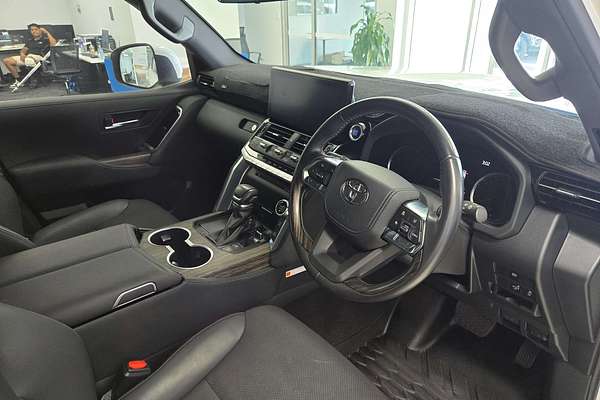 2022 Toyota Landcruiser VX FJA300R