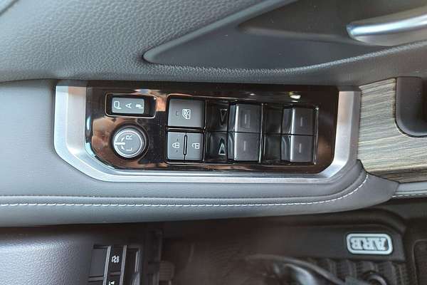 2022 Toyota Landcruiser VX FJA300R