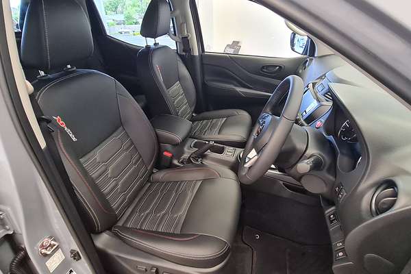 2025 Nissan Navara PRO-4X D23 4X4