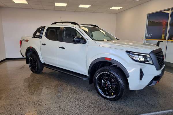 2025 Nissan Navara PRO-4X D23 4X4