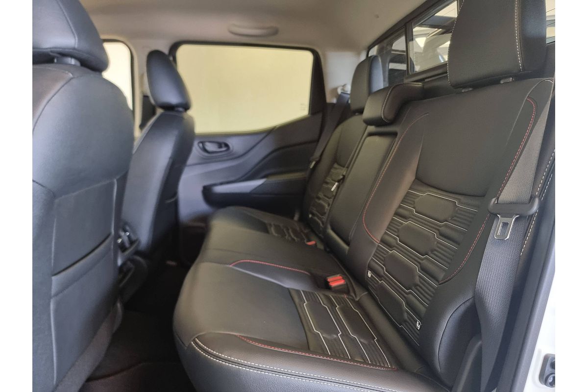 2025 Nissan Navara PRO-4X D23 4X4
