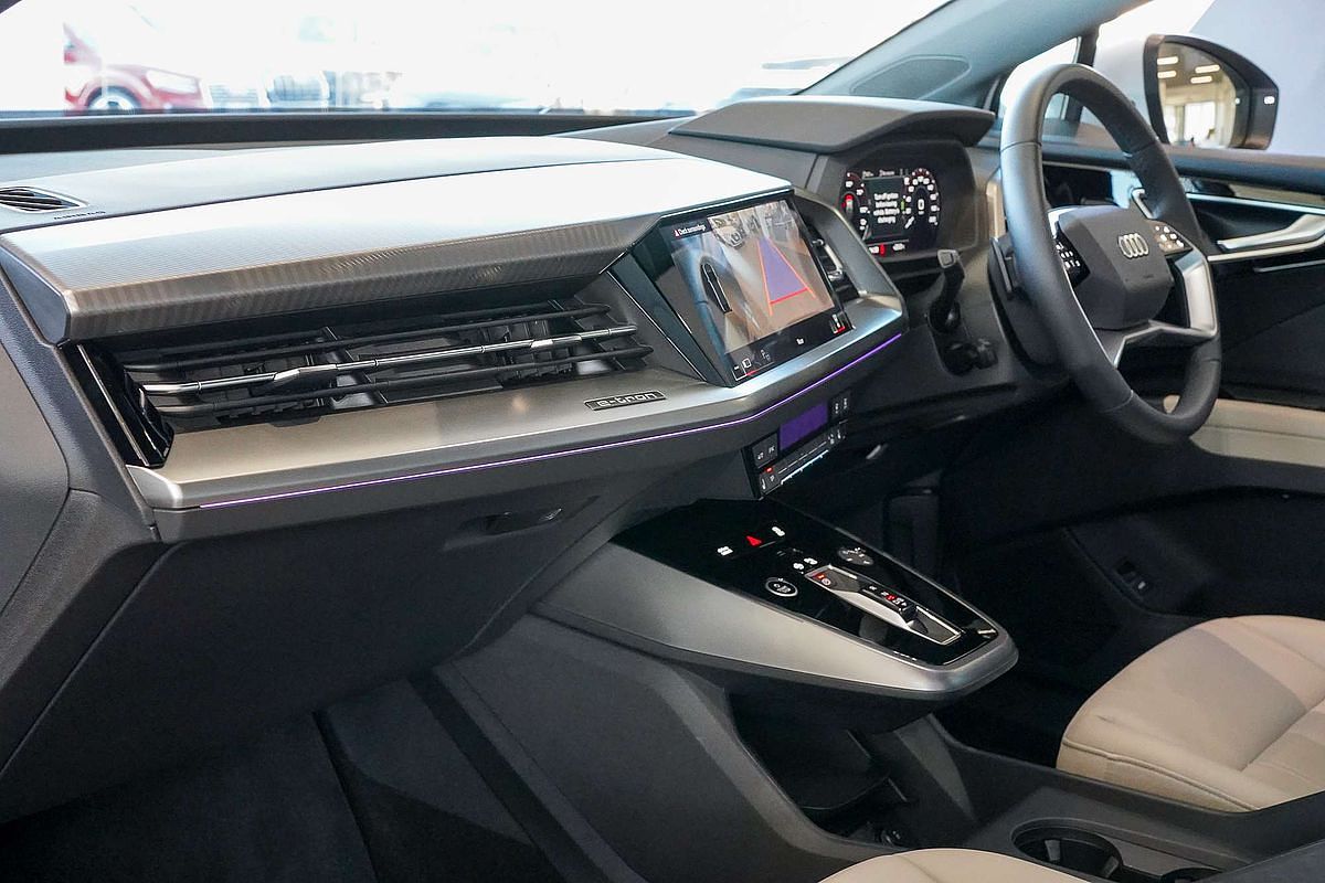 2024 Audi Q4 e-tron 45 F4