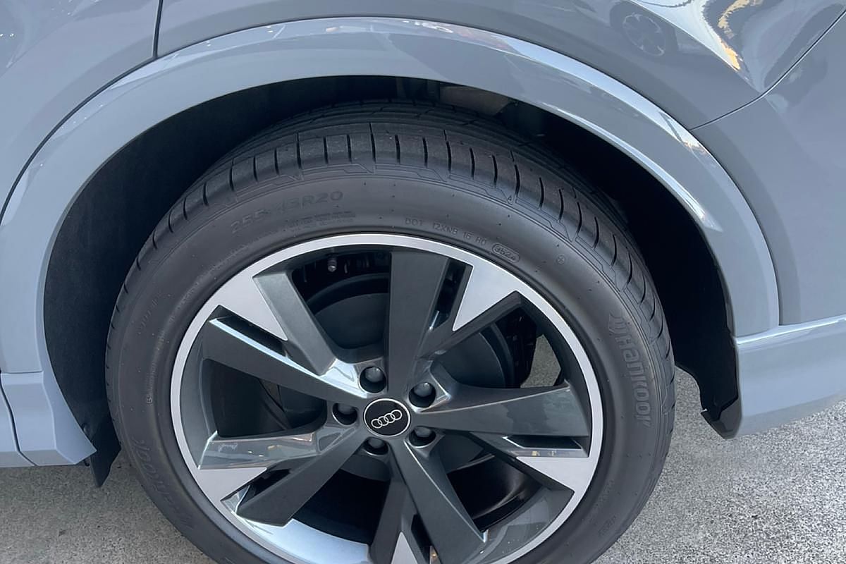 2024 Audi Q4 e-tron 45 F4