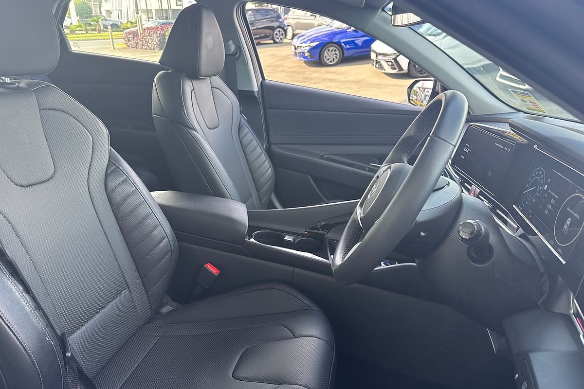 2024 Hyundai i30 Elite Hybrid CN7.V2
