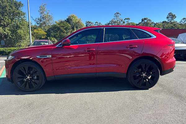 2017 Jaguar F-PACE 25t Prestige X761