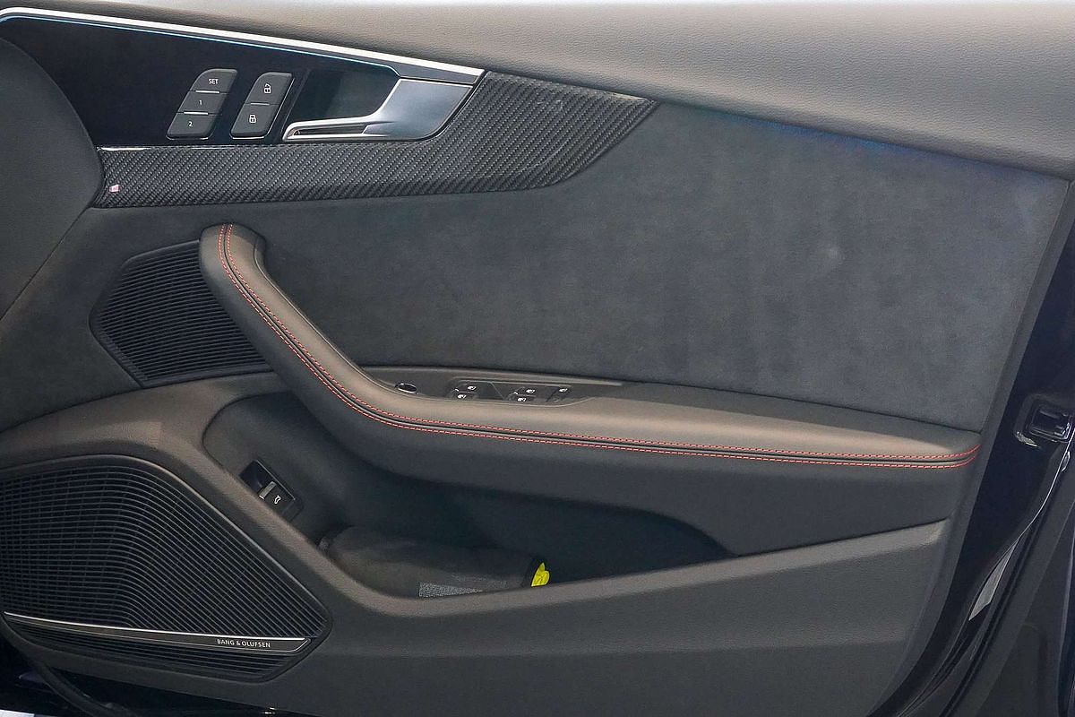 2024 Audi RS5 F5