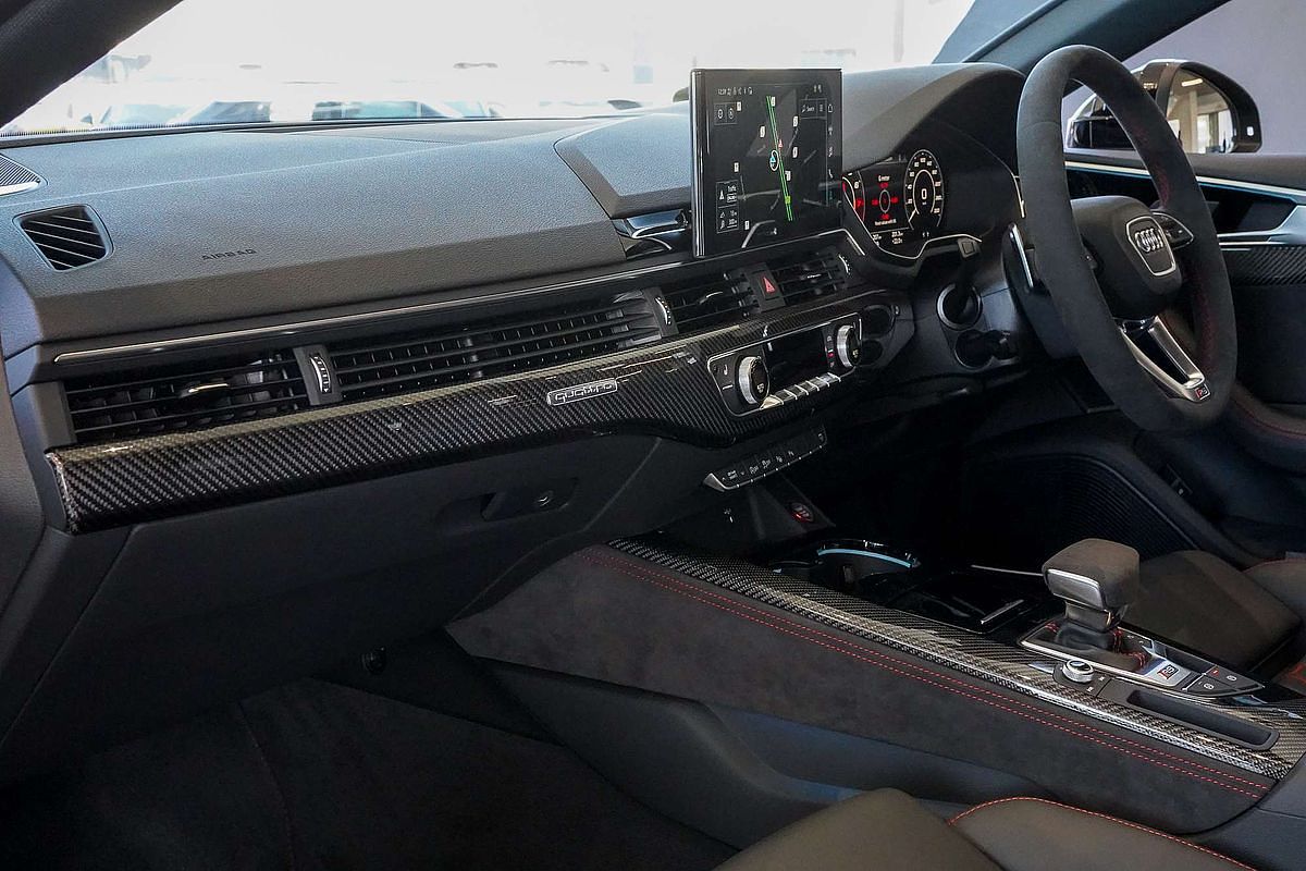 2024 Audi RS5 F5
