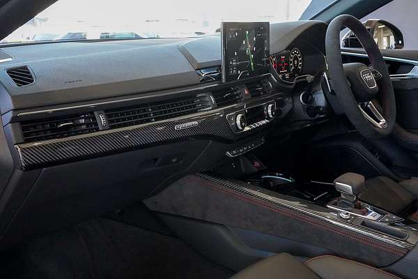 2024 Audi RS5 F5