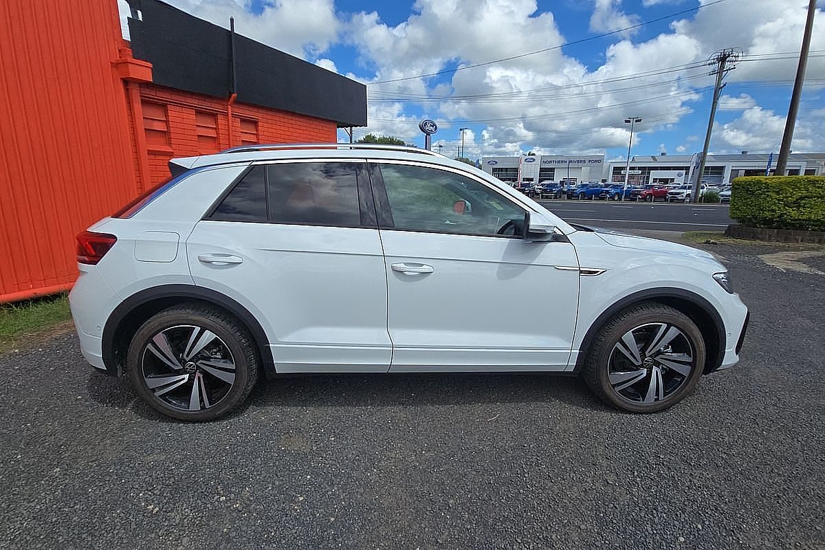 2024 Volkswagen T-Roc 140TSI R-Line D11
