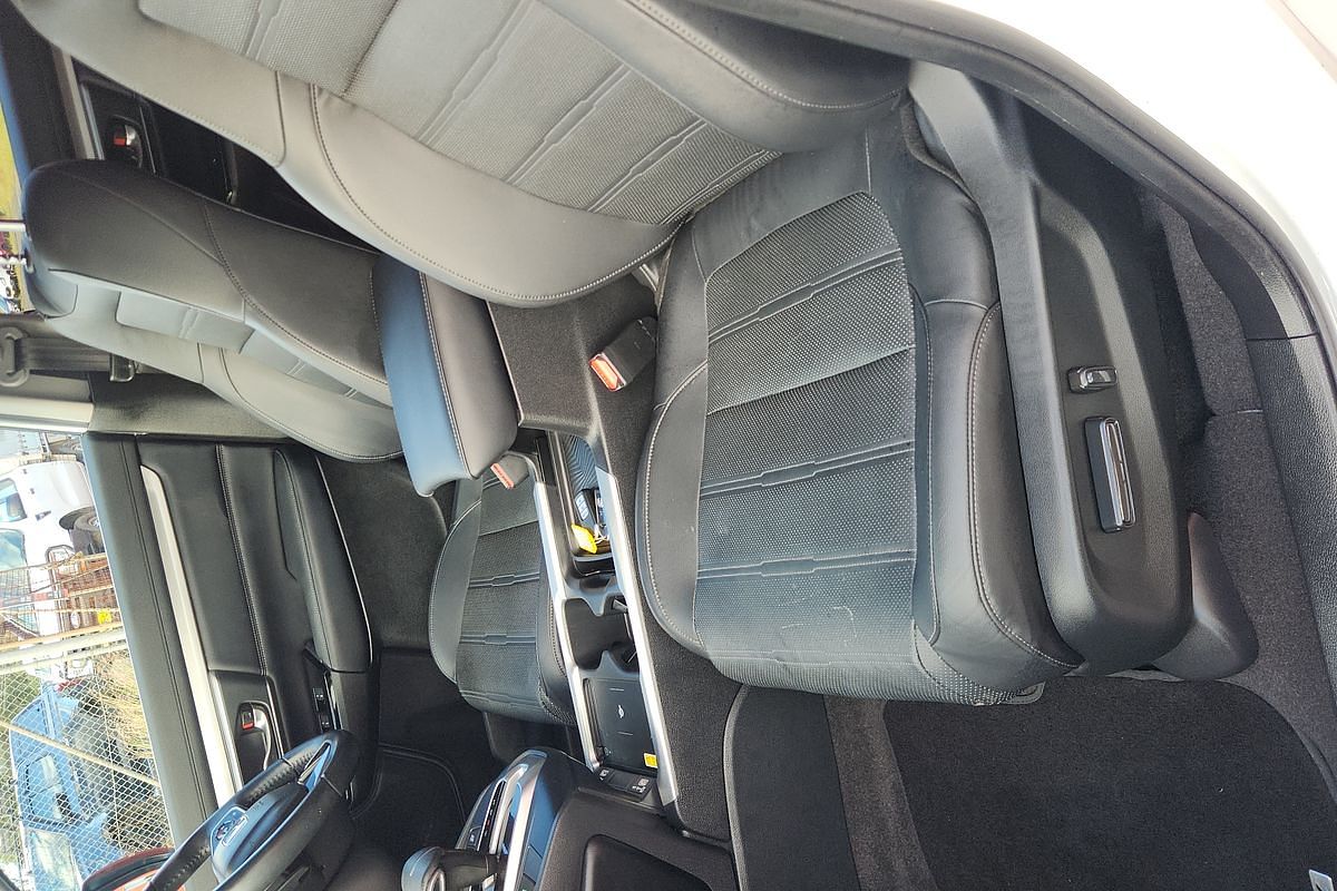2022 Honda CR-V VTi LX AWD RW