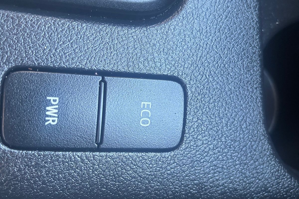 2023 Toyota Hilux SR GUN126R 4X4