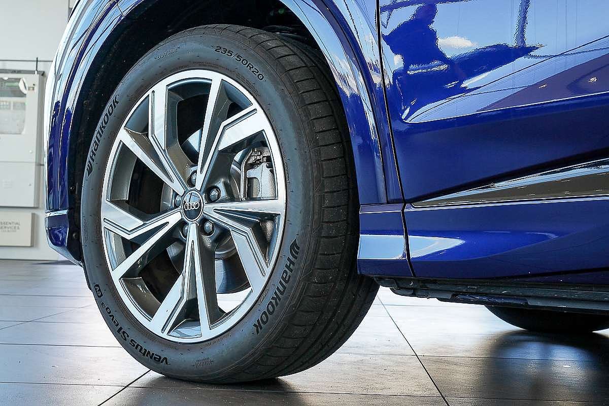 2024 Audi Q4 e-tron 45 F4