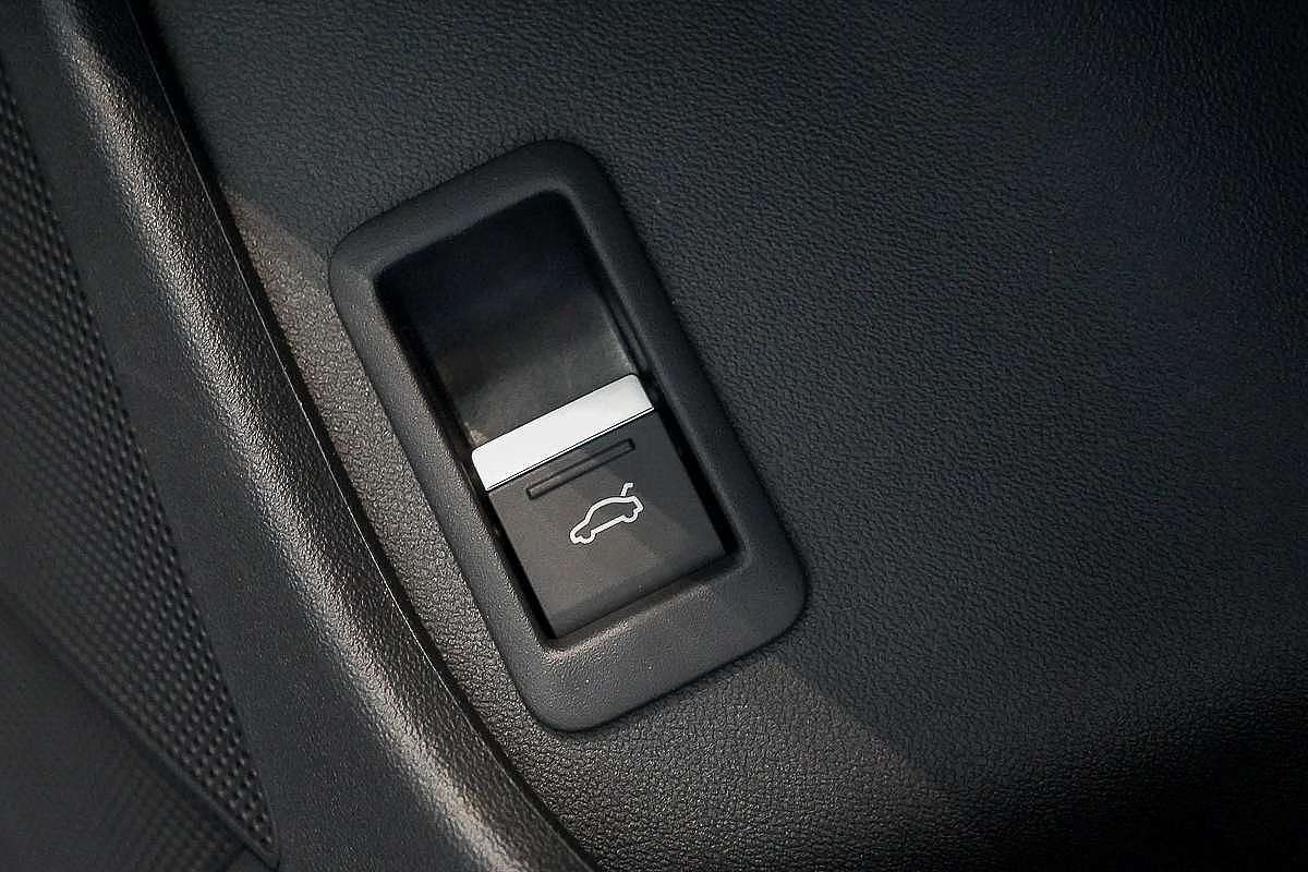2024 Audi Q4 e-tron 45 F4