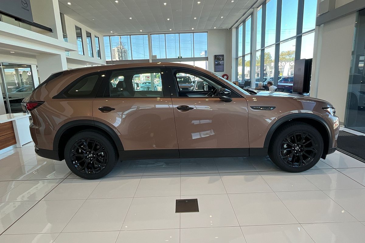 2025 Mazda CX-70 G50e GT KJ