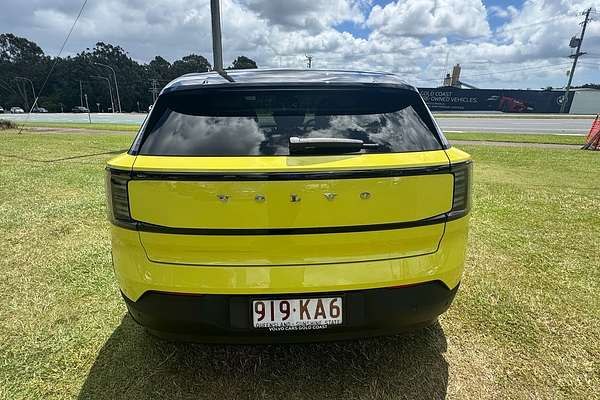 2023 Volvo EX30 Single Motor Extended Range Ultra