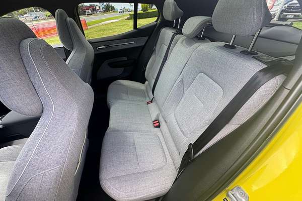 2023 Volvo EX30 Single Motor Extended Range Ultra