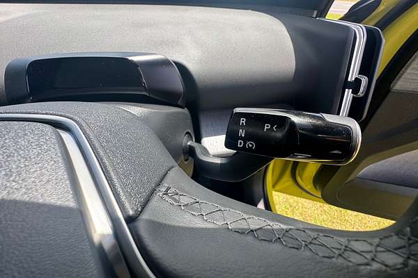 2023 Volvo EX30 Single Motor Extended Range Ultra