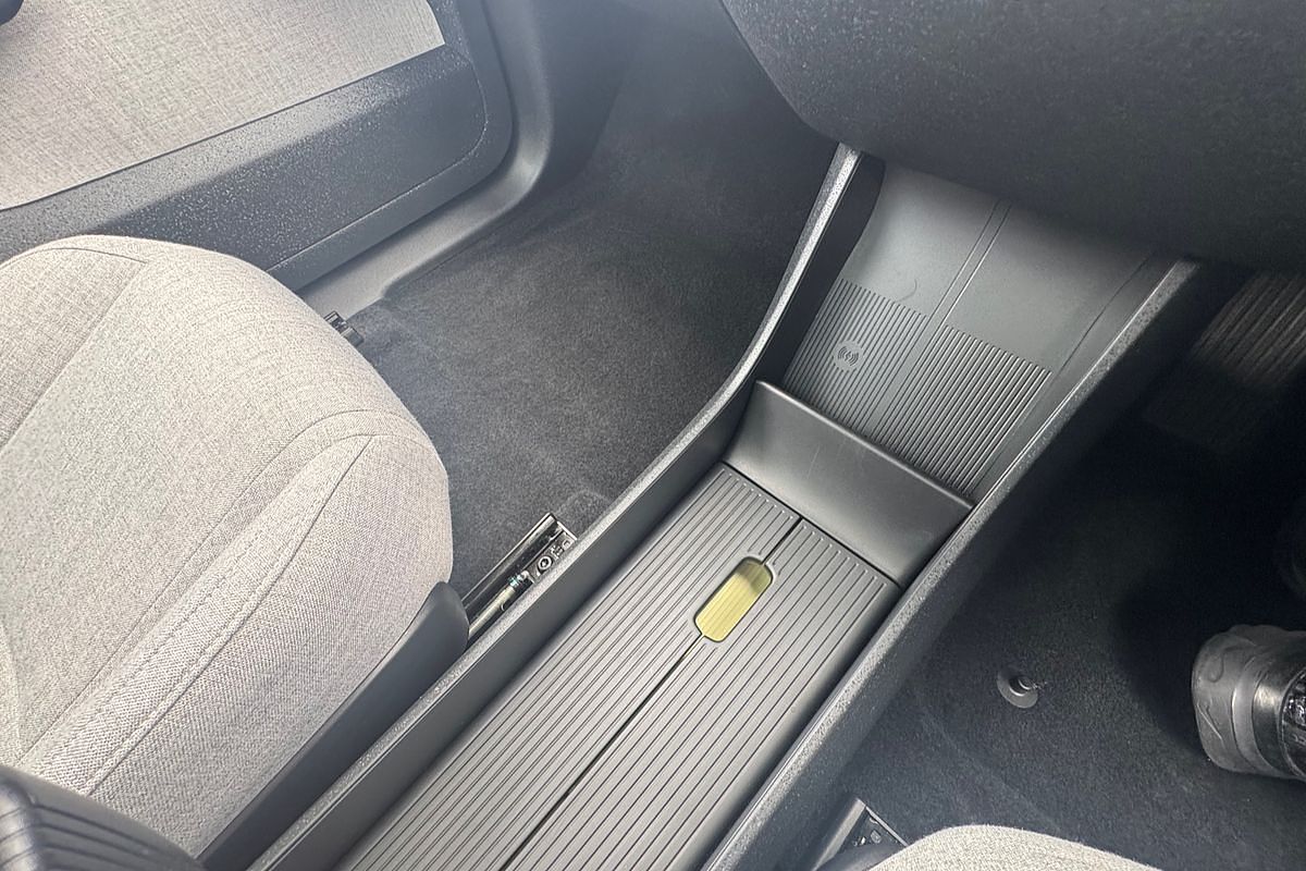 2023 Volvo EX30 Single Motor Extended Range Ultra