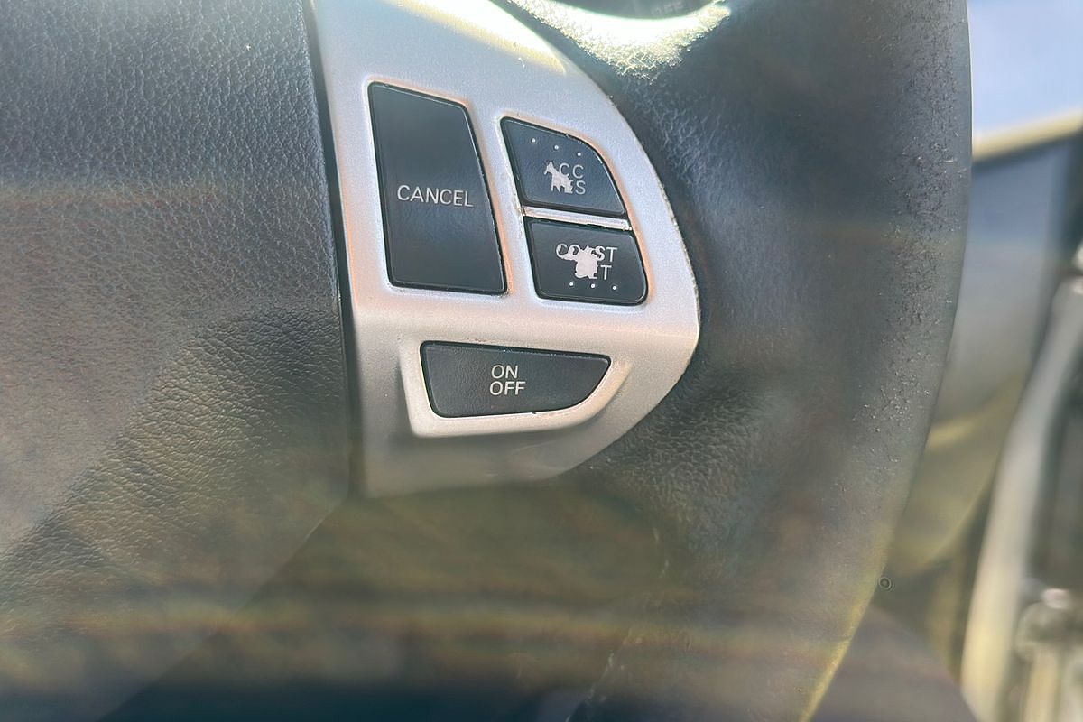 2011 Mitsubishi Lancer SX CJ
