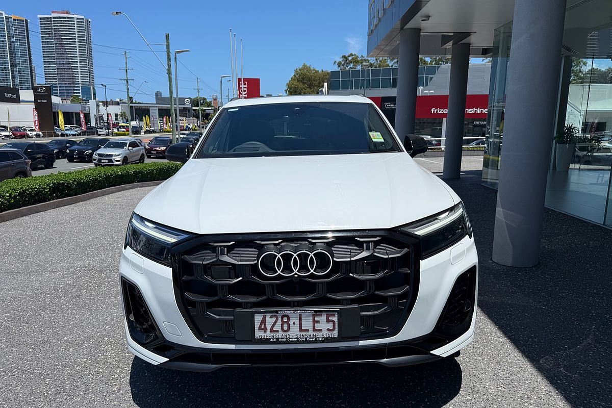 2024 Audi Q7 55 TFSI S line 4M