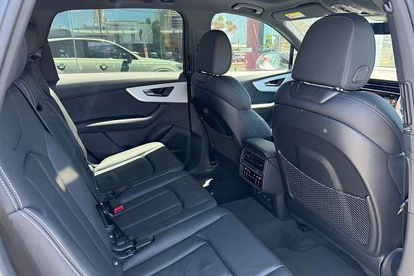 2024 Audi Q7 55 TFSI S line 4M